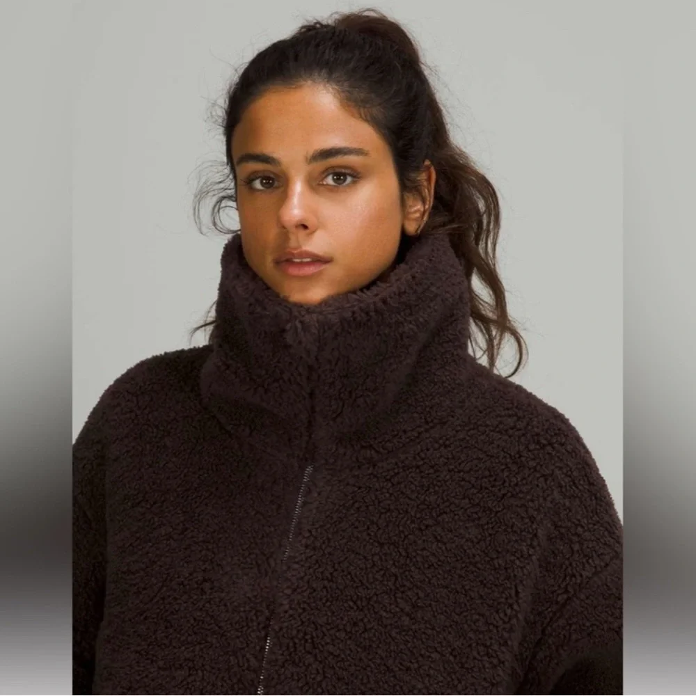 Lululemon brown Sherpa jacket cinchable size 4 NWOT - Picture 7 of 12
